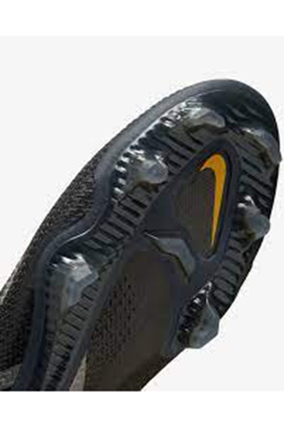 nike-phantom-gt2-elite-fg-siyah-profesyonel-futbol-kramponu-cz9890-007-11979.jpg