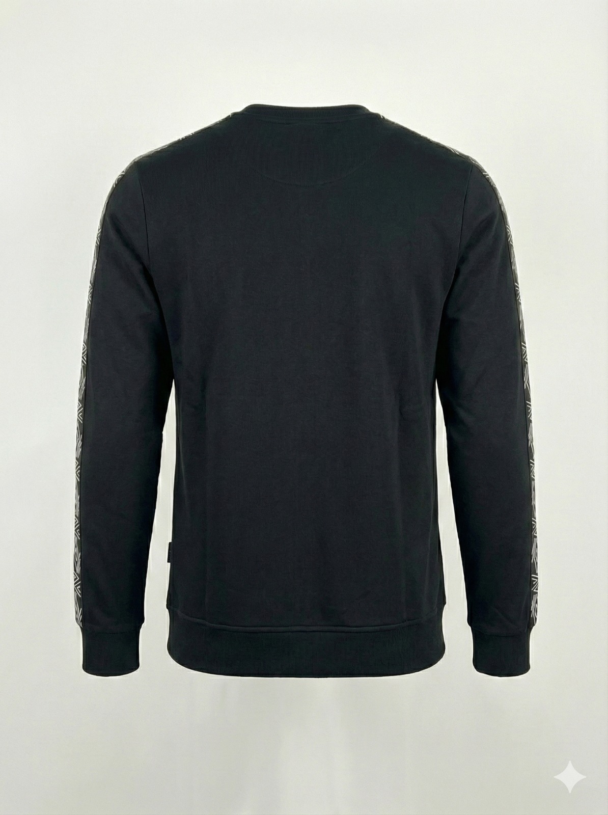 umbro-siyah-erkek-spor-sweatshirt-fc0208-18445.jpeg