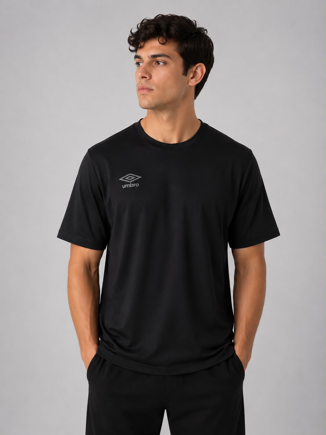 umbro-season-erkek-siyah-pamuklu-spor-tisort-nf0150-19413.jpeg