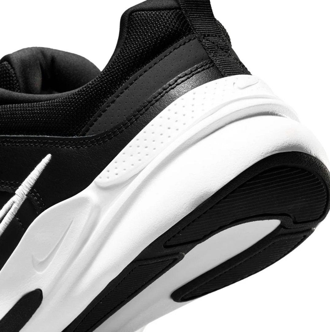 nike-defyallday-erkek-siyah-yuruyus-kosu-spor-ayakkabi-dj1196-002-19530.jpeg