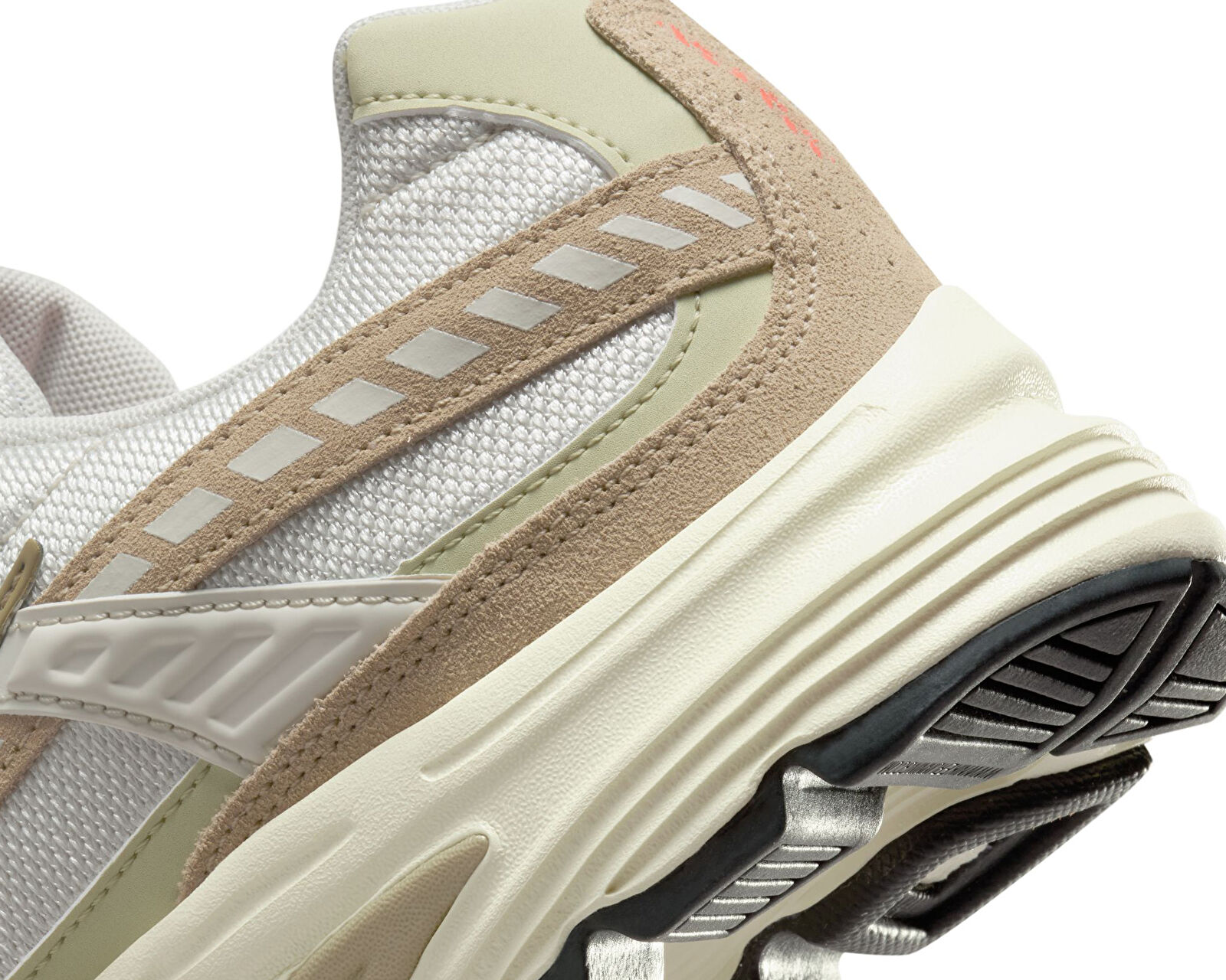 nike-initiator-erkek-bej-yuruyus-kosu-spor-ayakkabi-hj7683-072-19886.jpg